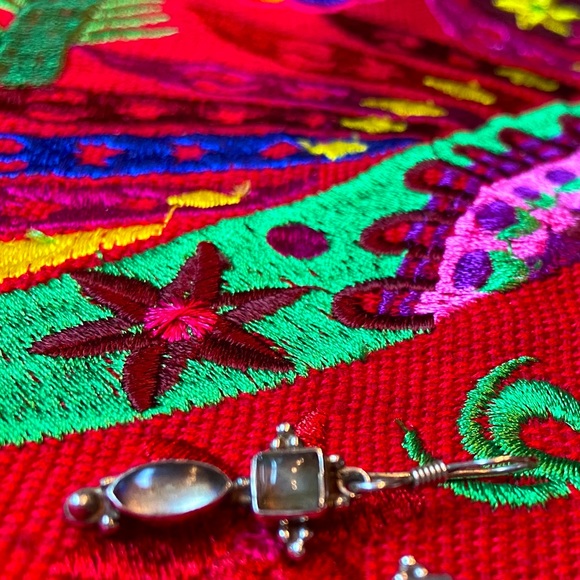 NWOT stunning Sterling earrings - Picture 7 of 9